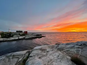The Peggy's Cove House; unrivalled panoramic view! - Image 4