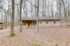 Heber Springs Cabin w/ Deck: 3 Mi to Sugarloaf Mtn - Image 3