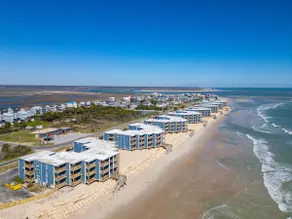 Chic Oceanfront North Topsail Beach Condo w / Deck! - Image 2
