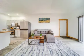 Golf Course View: Centrally Located Condo in Erie - Image 5