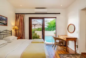 Colonial-style Apartment w Views Pool Area CBT Lodge - Image 5