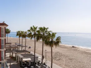 Lejlighedshotel 10 m strand og restauranter og 45min tog til BCN - Image 5