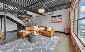Fireplace, Parking, Baylor, Magnolia, Pets OK - Image 4