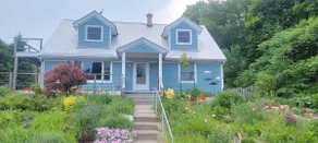 Garden Terrace, Steps from Downtown Bayfield - Image 3