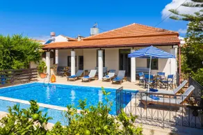 Villa Maro Large Private Pool AC WiFi - Image 4