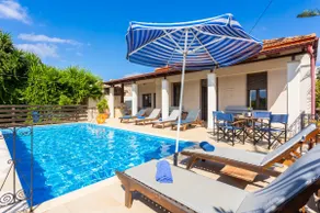Villa Maro Large Private Pool AC WiFi - Image 2