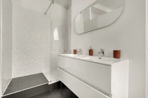 Lamazou - Air-conditioned apartment in the city center - Image 4