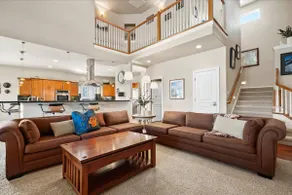 Immaculate Home w/ Breathtaking Views & Fireplace - Image 2