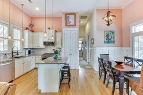 Charming Wilmington Cottage - Walk to Downtown! - Image 2