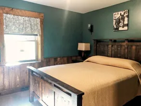 Sojourner's Ranch Home - Image 5