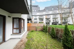 Royal Wilanów Apartment with Garden by BookingHost - Image 5
