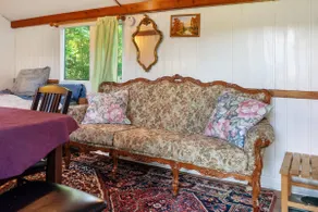Vacation tiny house in the valley - Image 3
