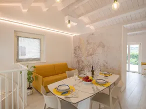 Spacious Stay in Montelupone - Image 2