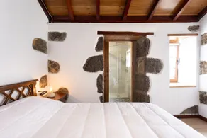 Eden Rentals Sagitta Alfa Retreat - Image 2