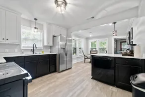 Amys Place Remolded 4 Bedroom near Arkansas Tech - Image 3