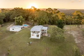 Lakeview Cottage in Mooloolah Valley - Image 3