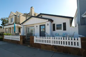 Charming 2bdr Studio in Exclusive Peninsula home - Image 3