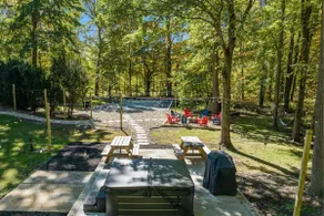 5BR on 5 Acres w/ Hot Tub, Pickleball, Arcade - Image 3