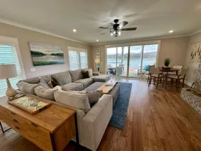 Tennessee Pearl: lakefront-amazing views-lake toys - Image 2
