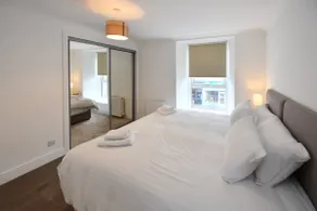 Troon Portland Apt B - Image 2