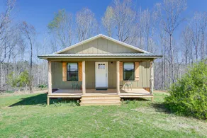 Cozy Mississippi Cabin w/ Covered Porch & Grill! - Image 3