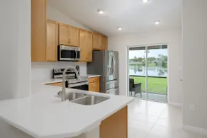 Sea Breeze Lake Villa B - Image 2