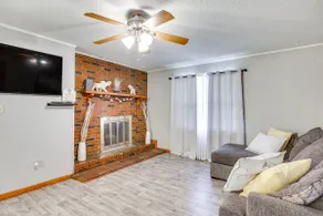 Quiet & Cozy Rembert Home ~ 9 Mi to Air Force Base - Image 3