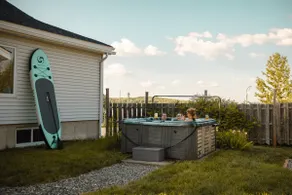 Lighthouse cottage with hot tub - Image 3