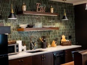 Sunset district luxurious Studio w/kitchenette - Image 2