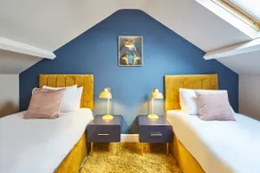 Host & Stay - Oliver's Den - Image 4