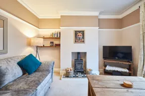 Host & Stay - Oliver's Den - Image 2