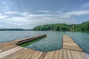 3BR 3BA Fawn Haven Townhome - Image 5