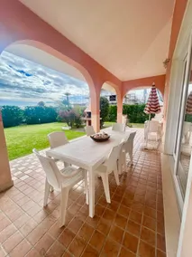 Refuge with garden overlooking the sea in Albarella - Image 4