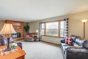 Quiet Greenwich Home w/ Pool + Screened Porch! - Image 4