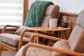 Charming Modern Amish Home l Family Friendly - Image 3