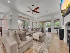 Large 4BR w heated pool, waterfall spa! - Image 2