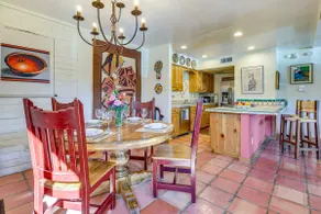 Bright Santa Fe Condo: 30 Min from Ski Basin! - Image 5