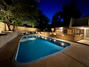 Aspen Pool House- 1 Mile From OU - Image 4