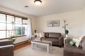 Hilltop Retreat w/ Hot Tub & Panoramic Views - Image 4