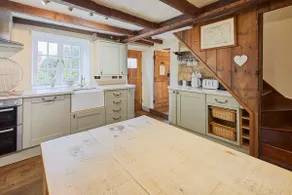 Host & Stay - Colcott Cottage - Image 2