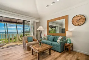 KP9 Beachfront Ocean View | AC • Pool • Modern - Image 3