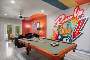 EaDo 3BR | Pool Table, Walk to Stadiums, Dining - Image 2
