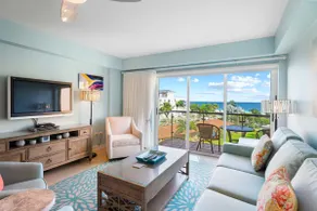Beachfront - Emerald  View 2BR condo - P416 - Image 2
