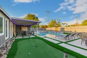 Sunsets on 11th by Avantstay Resort-style Pool + Hot Tub Game Room - Image 3