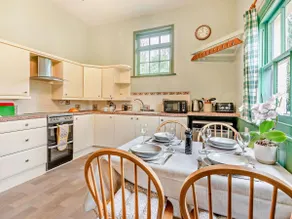 2 Bed in Alford oc-94226 - Image 3