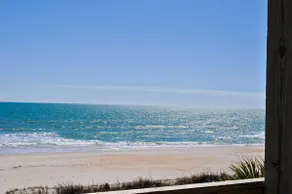 Sandy By The Sea - Image 2