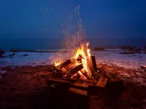 Huron Shores Hideaway: Pet-Friendly Autumn Stay - Image 4