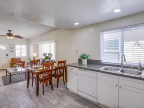Jamaica Breeze 2 bed/2 ba Condo in Mission Beach with Large Private Patio! - Image 4