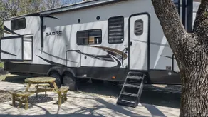 New Luxury 5th Wheel - Image 5