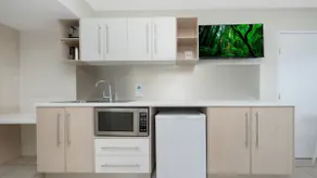 Studio 810 - Idyllic Location With Views - Image 4